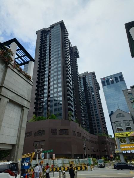 2 Bed Condo for Sale in Midtown Modern